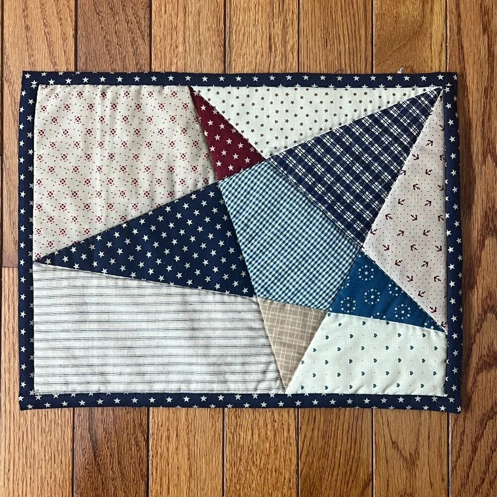 Handmade Hand Stitched Patchwork Primitive Star Quilt Placemat /Table Topp